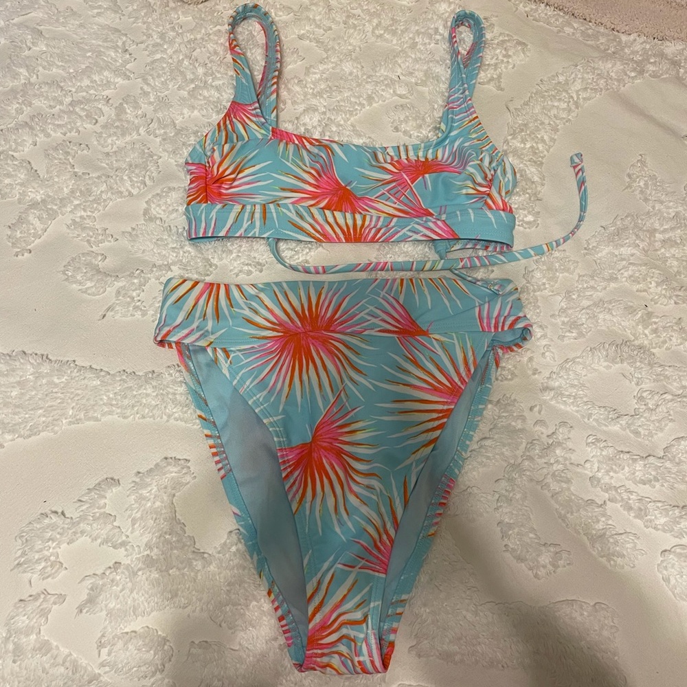 Tropical bikini top